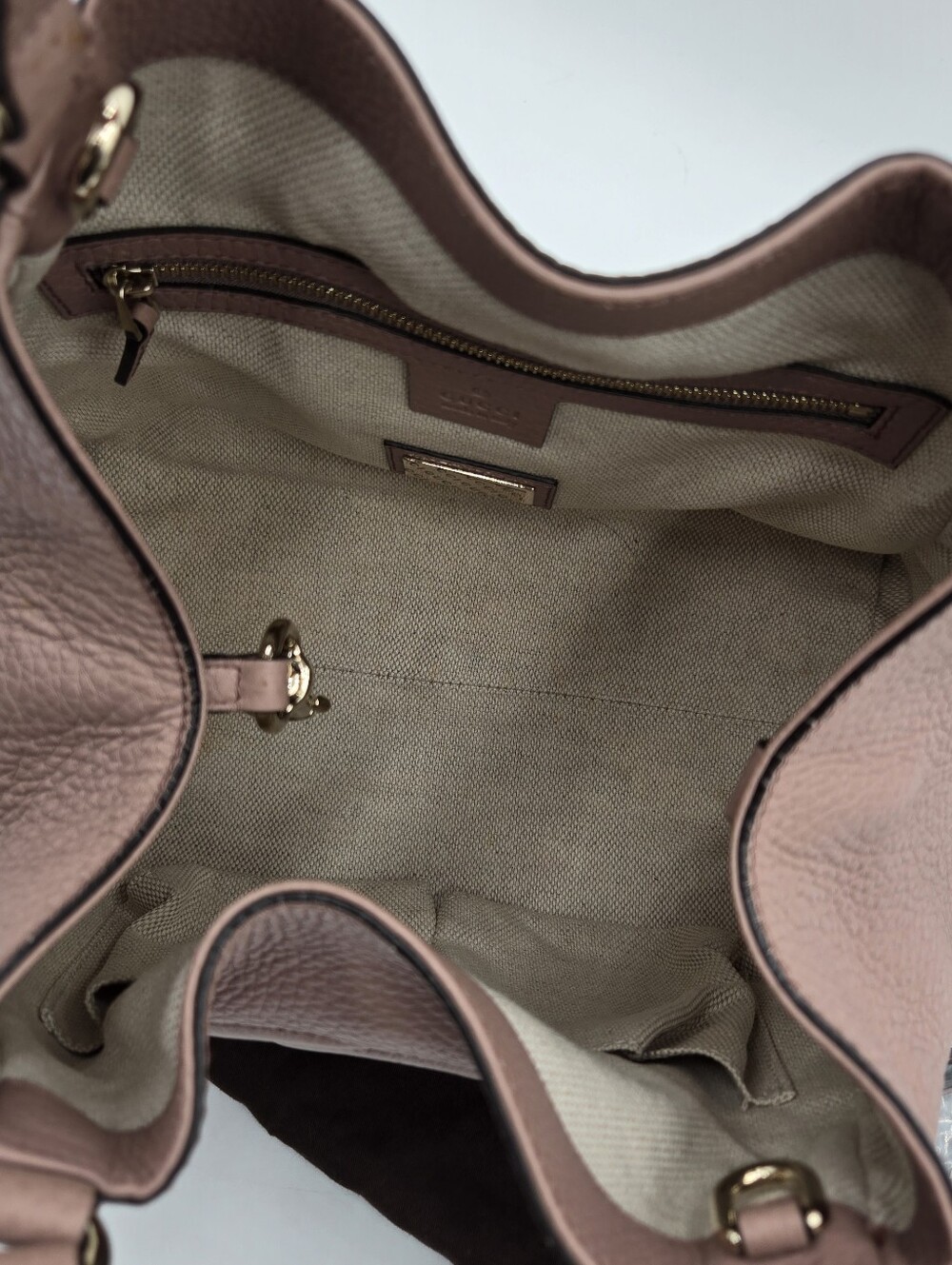 Gucci Pebbled Calfskin Small Soho Shoulder Bag Light Pink - COA Included - Picture 14 of 16